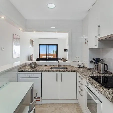 Rock Bay With Wonderful Sea View And 5 Minutes From The Apartment Manilva