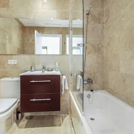 Rock Bay With Wonderful Sea View And 5 Minutes From The Apartment *